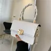 Torby wieczorowe pu mała kwadratowa torba 2022 Luksusowe torebki damskie torebki mody Wysłannik dla kobiet projektantki na ramię