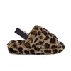Bottes 2021 Designer Femmes Furry Slippers Australia Chaussures Fluffes ouais Slide Fashion Fashion Casual Shoe Lady Sandales de luxe