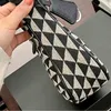 Bolsas de noite bolsas de axila feminino Triângulo Bolsa de estampa de ombro de couro de luxo Marca de designer de luxo Crossbody Feminino 220324