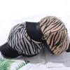 Berets mulheres octogonal chapéus moda tigre listra costura pu cinto broca elegante feminino boina tem 2022 primavera senhora casual sboy ha