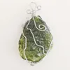 Collane con ciondolo Collana in pietra di cristallo aerolite verde Moldavite naturale
