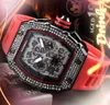 Premium tous les sports criminels hommes montres 43mm diamants complets bague japon mouvement à quartz mâle horloge en caoutchouc ceinture cristal miroir 300n