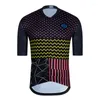 Kurtki wyścigowe Mężczyźni oddychają koszulki rowerowe Summer Short Sleeve Pro Wear Slim-Fit Jersey Sportswear Sublimation Cycle Cycle