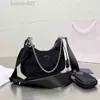 Kvällspåsar Nylon Woman Luxurys Designers Bags Lady Crossbody Tote Hobo Shoulder Purses Handväskor Bagss Silver Chain Wallet 220402