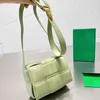 مصمم الأكياس المنسوجة حقيبة كتف الكتف Women Beach Handbag Classic Luxury Mini Crossbody Bags Ladies Square Totes 220909