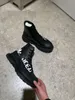 Дизайнеры наступают на Slick Boots Fomens Casual Shoes Platform Acle Boot Triple Black Canvas Royal Magnolia Canvas Luxurys McQueens Women Sneakers Александр Тренеры