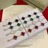 Charm Bracelets luxury clover designer fashion charm for girls women black white red green brand bracelet jewelry5768479