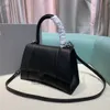 Черный роскошный дизайн модные песочные сумки песочные сумки сумочка для плеча женское кросс -ретро -ретро.