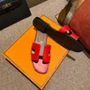 Sandal Slippers S Women Summer Fashion Wear Hollow Classic Flat Bottom Bottom Beach Leather Size 35-42