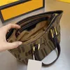 حقائب السهرة خمر حمل الحقائب النساء رسالة طباعة حقيبة يد حقائب الكتف مصمم جلدي Crossbody محافظ الإناث 2022