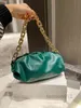 Akşam çantaları kalın zincir omuz çantaları kadın moda bulut çanta yumuşak deri tasarımcı marka crossbody kadın cüzdan 220314multi pochette