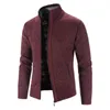 Menströjor Spring Autumn Sticke tröja män Fashion Slim Fit Cardigan Men kausal tröjor Rockar Solid Single Breasted Cardigan Men 220912