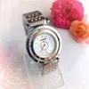 Montre De Luxe Cinturino in acciaio inossidabile Orologio al quarzo Movimento importato Orologio Moda Donna 38mm Designer Diamanti impermeabili all'ingrosso Regali di lusso Orologi da polso