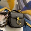 Abendtaschen Umhängetaschen Frauen Handtasche Leder Luxuries Designer Marke Oval Crossbody Female Ring Dekoration Geldbörsen mit zwei Gurten 220324