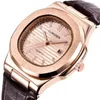 Montre-bracelets 2022 Hommes Regardez le luxe célèbres montres Business Male Clock Mode Quartz Mature Top Brand