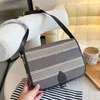 Evening Designer Vintage Messenger Womens Bag Luxurious Square Shoulder Crossbody Bags Lady Brodery Handväskor 220719