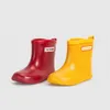 Laarzen solide PVC kinderen regenlaarzen waterdichte anti slip peuter boys girls rainboots zachte bodem slip op kinderwaterschoenen 220913