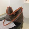 Äkta läderkvinnor Luxurys designers väskor Crossbody Högkvalitativ handväskor Kvinnor Purses Axel Shopping Totes Bag Purse Bag Wallet