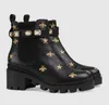 Top marca de lujo bota de tobillo para mujer botín de combate de piel de becerro negro bordado estrella de abeja suela gruesa tacones de plataforma botines de motocicleta EU35-40