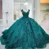 2022 Luxury Teal Quinceanera Dresses Sequined Spets Hunter Green Cap Sleeves Crystal Beads Hand Made Flowers Corset Back Sweet 16 Party Prom Dress Evening Gowns