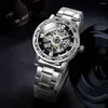 ساعة Wristings Forsining Top Watch للرجال الشفاف العظمي الذهبي الأسود Royal Diamond Dial