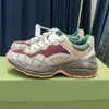 デザイナーカジュアルシューズRhyton Sneabers Men Men Lomen Platform Trainers Multolor Vintage Sneaker