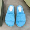 Designers chinelos de designers sandálias de plataforma em relevo Luxury 5cm praia slides de algodão Eur Logo de esponja de algodão preto preto rosa azul claro amarelo vermelho homem homem mulher