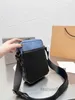 حزم اليوم حقائب كاميرا مقاومة للاهتراء ودائمة الرجال حقيبة يد الكتف جلدية مصمم الرياضة Crossbody الذكور في الهواء الطلق غير رسمية المحافظ 220309Mu