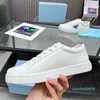 Buty Sneakers Fashion Modna Kuwalk Małe białe para modele ponownie uruchom eleganckie obfite krowi-hide mieszane owczesko tpu dno