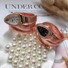 Relógios de pulso 2022 luxo ouro cobra enrolamento relógios moda feminina cristal quartzo pulseira pulseira presentes senhoras