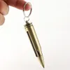 Balle pointue correspond à un pendentif portable porte-clés briquet au kérosène torche dix mille allumettes