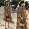 Trench Coats Femme Printemps Automne Long Femme Manteau Double Boutonnage Ceinturé Manches Évasées Kaki Lâche Dame Survêtement Mode