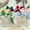 Present Wrap Merci White Mystery Present Box Packaging Year Dekorationer Bröllopspresenter för gäster Candy Box Baby Shower Party Small Boxes 220913