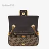 Evening Bags Old Flower Chain Baguette Bag Totes Crossbody Handbag Purse Women Classic Letter Shoulder Bags Slip Chains Shoulder Strap