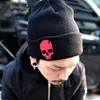 Baskar Skullmönster broderi cap hip-hop stil stickad hatt avslappnad stickad varma ullhattar för män kvinnor vinter bomulls beanie mössor