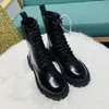 Women Boots Buty platformowe Triple Black Women Cool Motorcycle Bot Skórzowe trenerzy butów sportowych Rozmiar 35-40 01