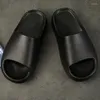 Slippers Flip Flop Sandálias masculinas de verão respirável Luz ao ar livre Luz não deslizante