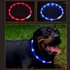 Colliers pour chiens Charge USB Collier pour animaux de compagnie Réglable LED Rechargeable Nuit Clignotant Lumineux En Plastique Solide Cou Pour Chiens