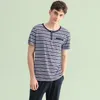 Herren-Nachtwäsche, Frühlings- und Sommer-Männer-Streifen-Pyjama-Sets, modales Home-Wear-Set, weiches, lässiges Schlaf-Kurzarm-Oberteil und lange Hosen