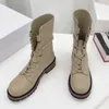 Nouvelles bottes Martin pour femmes chaussures en cuir de designer de luxe à lacets plats fond épais printemps et automne chaussures de neige en peau de mouton rétro mode décontractée chaud 35-41