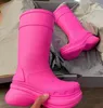 Top designer botas de chuva de borracha cabeça redonda de luxo à prova d'água em conjunto paletas de cores ousadas