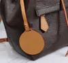 Designer Backpacks Style Fashion Packs Dames Luxe handtassen reliëf Bloemen Rugzak Schooltassen Klassieke mini Student Bag M45205