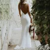 Elegantes sexy Spitzen-Hochzeitskleid in Übergröße, Spaghettiträger, tiefer V-Ausschnitt, rückenfrei, Hofschleppe, Applikation, Brautkleid nach Maß