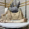 Ré-édition Nylon sac à bandoulière Designer bandoulière sacs à bandoulière de luxe fermeture éclair femmes dame sangle mode Hobo Triangle Pochette
