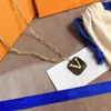 La nuovissima collana con ciondolo a forma di ciondolo non sbiadisce mai placcatura in oro 18 carati moda nuziale di lusso in acciaio inossidabile lettere neutre collana hip-hop accessori per gioielli regali X401