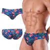 Roupas de banho masculinas 2021 Uxh Flower Swimsuit para homens sexy moda de banho masculina natação Briefas removíveis Bolsa Menina de banho de natação Surf Beach Wear J220913