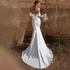 Sexy sirène robe de mariée chérie hors épaule appliques plis dos nu à lacets dos balayage train jardin robe de mariée sur mesure