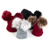 ベレー帽の子供たちユニセックスかわいいダブルファーポムポンハット幼児用固体キャップ冬のかぎ針編みの編みボブルビーニー