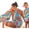 Passende Familienoutfits Mama Mutter Tochter Kleid Sommer Mädchen Strandkleidung Blumendruck für Mutter Tochter Familie Passende Outfits 220914