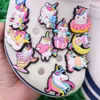 MOQ 20 pièces dessin animé Animal cheval licorne beignet crème glacée PVC Kawaii breloques de chaussures pièces de chaussures accessoires boucle de décoration pour bandes Bracelets enfant cadeau de noël